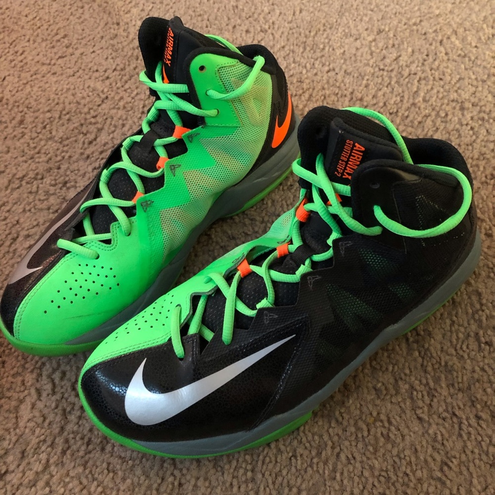 NIKE AIR MAX STUTTER STEP 2 SHOES